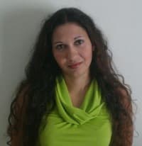 Στεφανία Καρκαμάνη